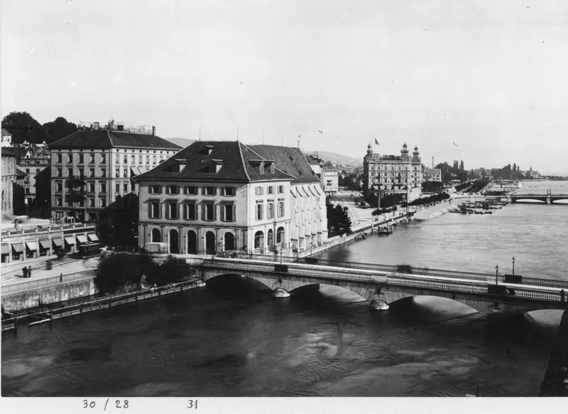 Münsterterrasse, Wasserkirche, Helmhaus