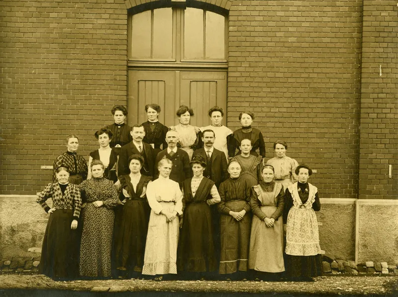 Personal der Seidenweberei Stünzi Söhne